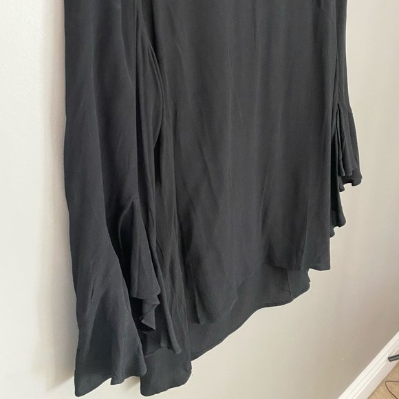 Blaque Label Ruffle Sleeve Top - Picture 2 of 3